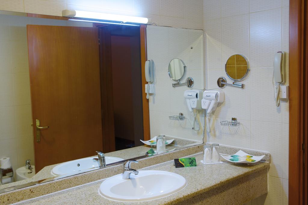 Al Massa Plus Hotel Al Ain Exteriör bild
