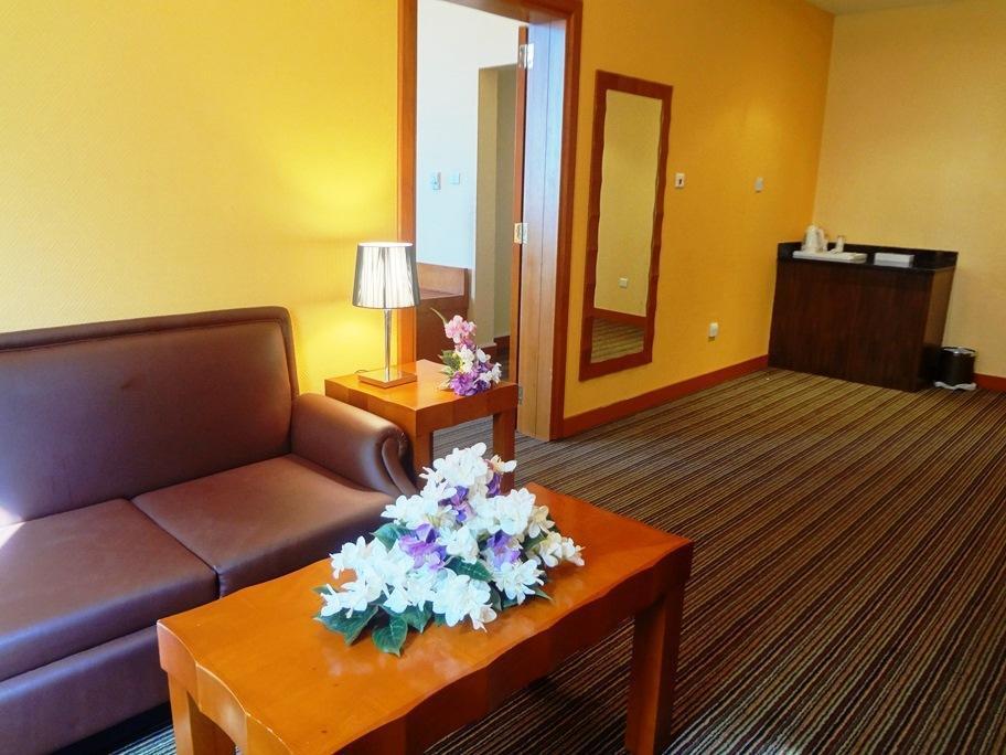 Al Massa Plus Hotel Al Ain Exteriör bild