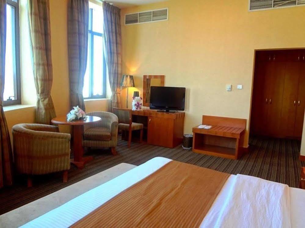 Al Massa Plus Hotel Al Ain Exteriör bild